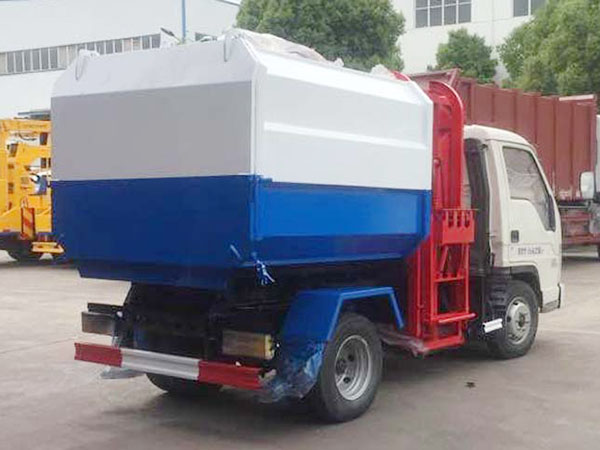 福田時(shí)代掛桶式垃圾車(chē)