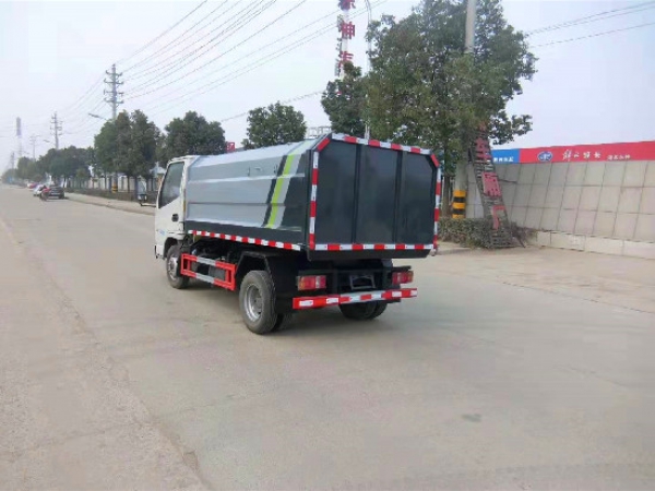 凱馬國(guó)六藍(lán)牌4方自裝卸（掛桶）式垃圾車(chē)